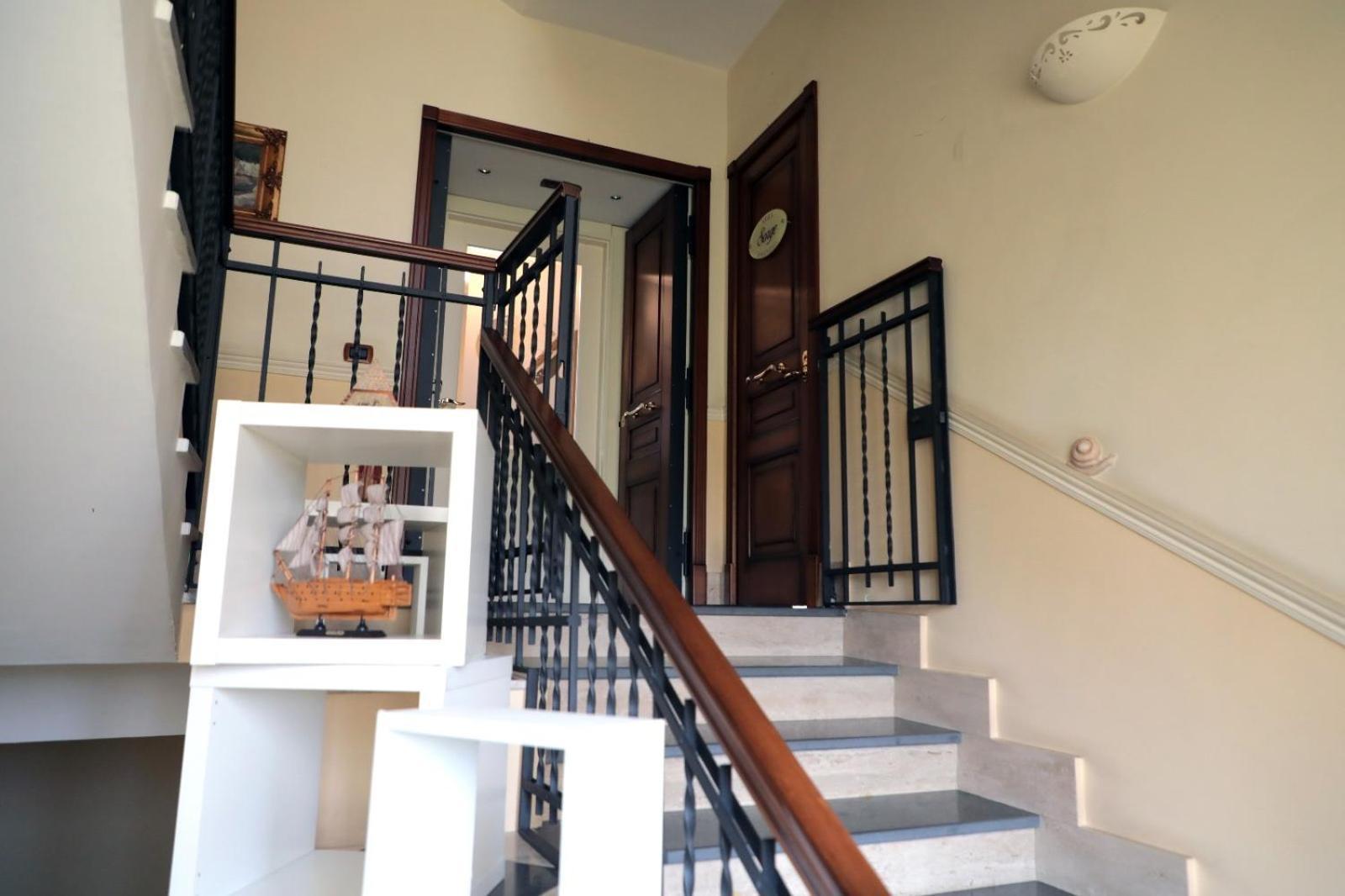 Villa Sorge Apartments San Giorgio a Cremano Buitenkant foto